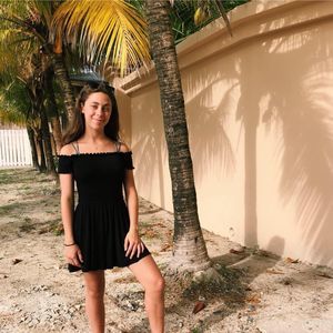 Meet your Posher, Anne-zoé